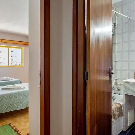 Rocha & Mar By Lovelystay Apartment