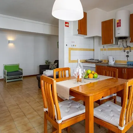 Apartment Rocha & Mar By Lovelystay Portimao